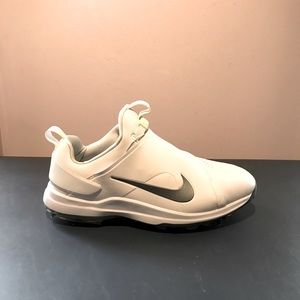 Men’s Nike Tour Premiere golf shoe, size 9.5 W. Worn once